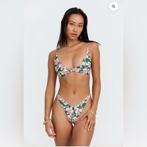 Benoa Swim Pink  Bikini Top